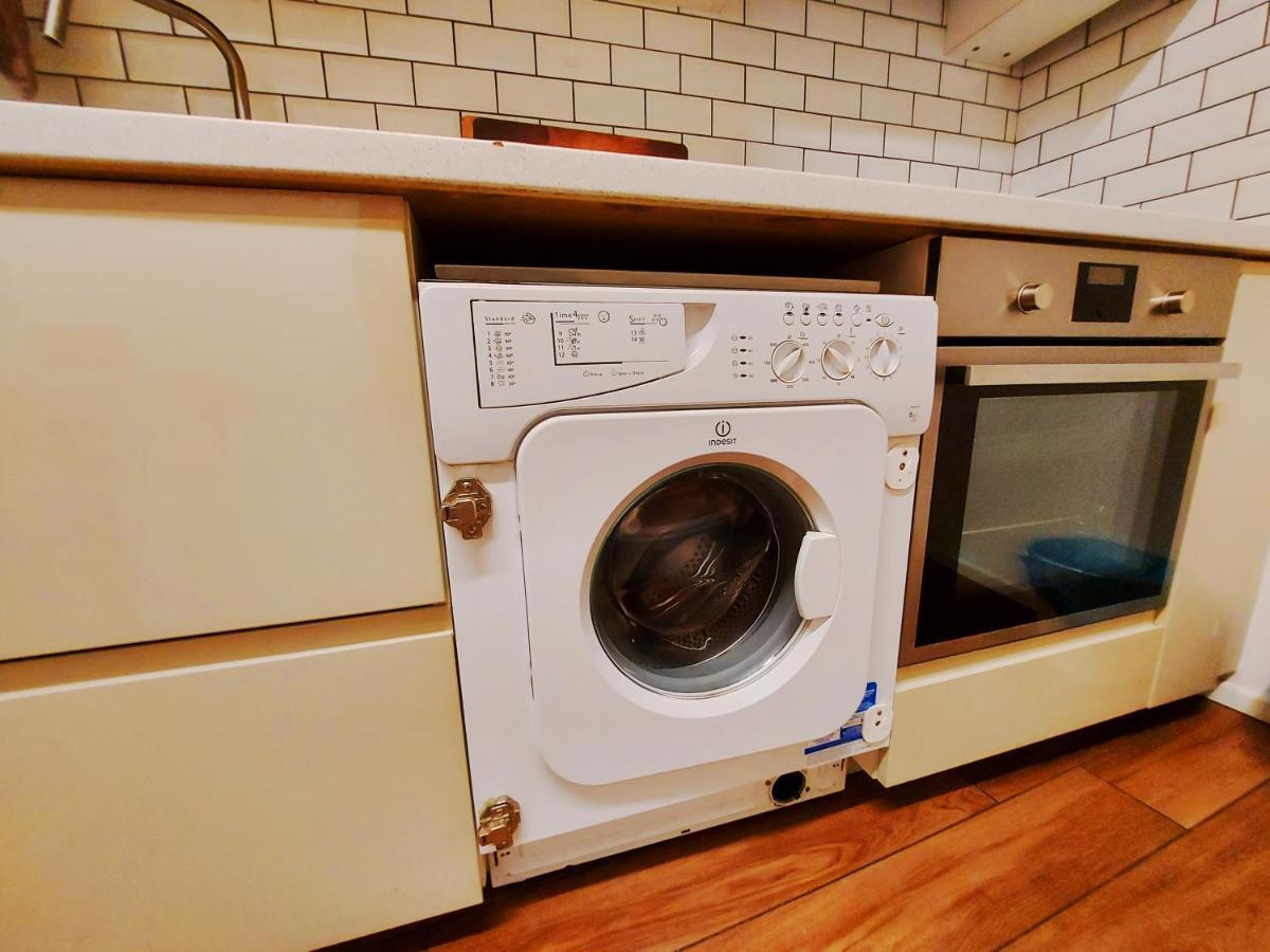Free Breakfast - Big Apartment In The Heart Of ローマ エクステリア 写真